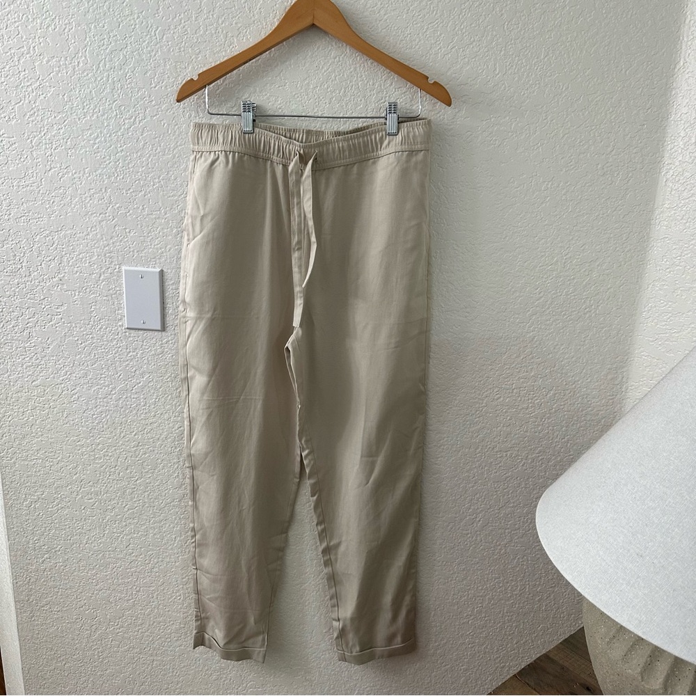 Cozy Earth Men’s Lived in Linen Cuffed Pant in Sand size Medium